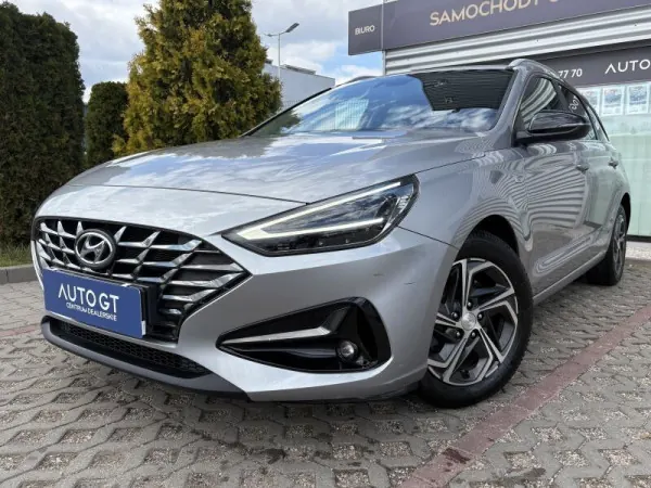 Hyundai i30 2023, srebrny
