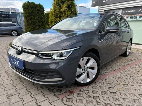 Volkswagen Golf 2022, szary