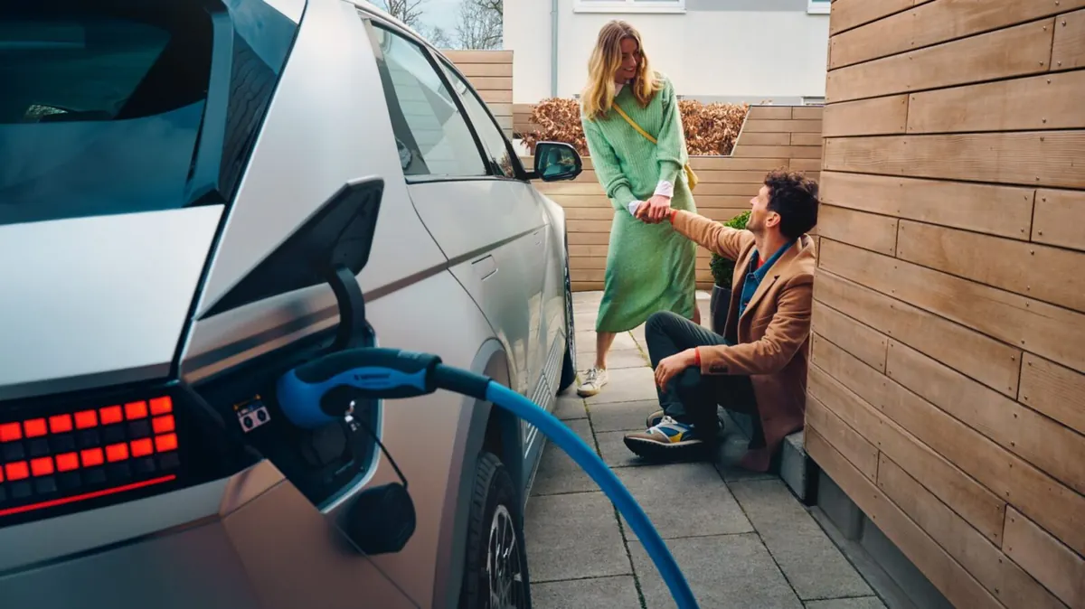 Ładowanie samochodu elektrycznego