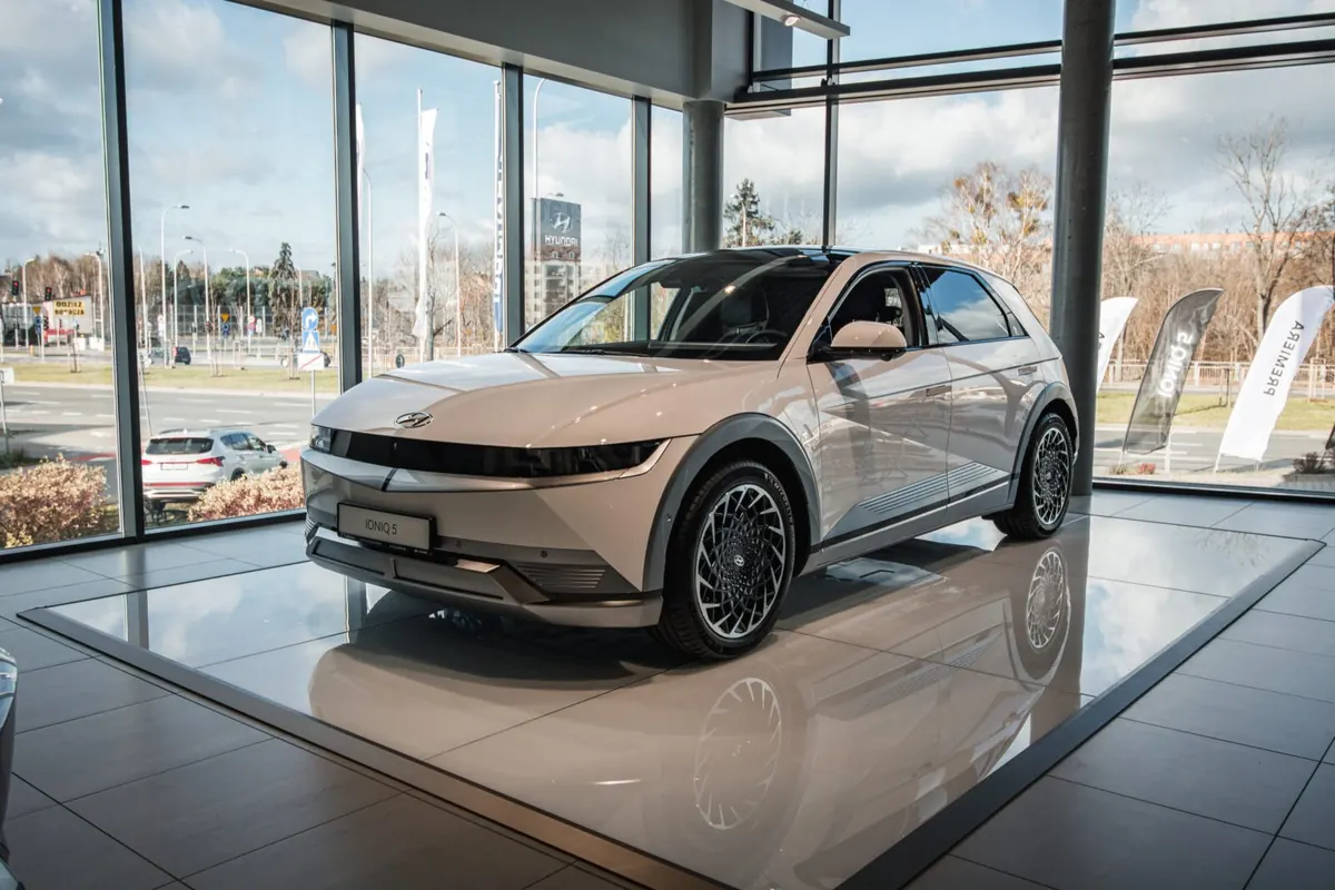 Hyundai IONIQ 5 w salonie Auto GT